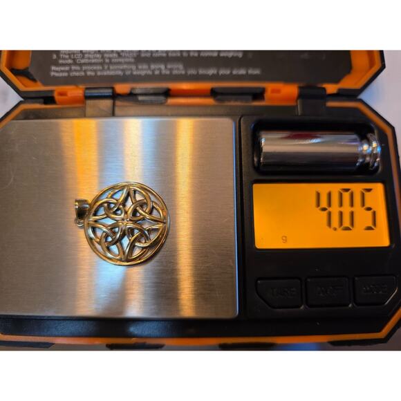 Celtic Knot Pendant 14K Gold Over Sterling Silver 925 1" 4g - Picture 3 of 7